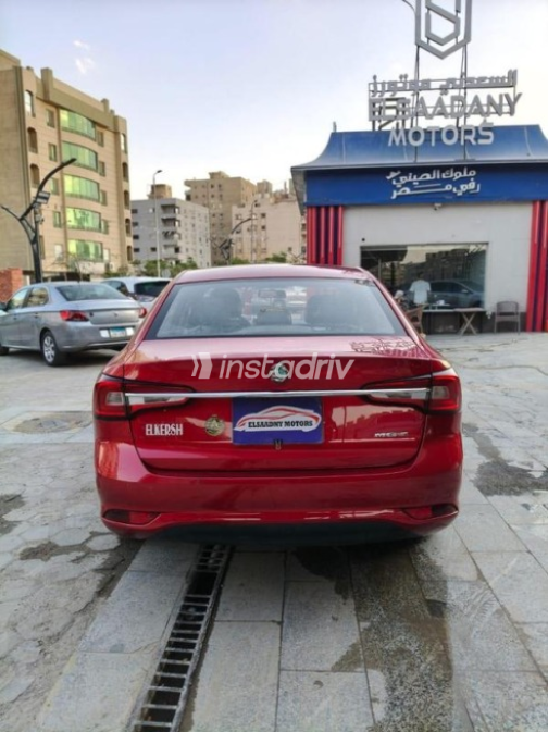 ام جى 5 2022 أحمر مستعملة للبيع - 10