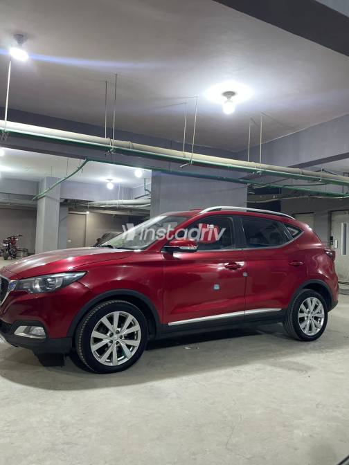 MG ZS 2022 Red Used for Sale - 5