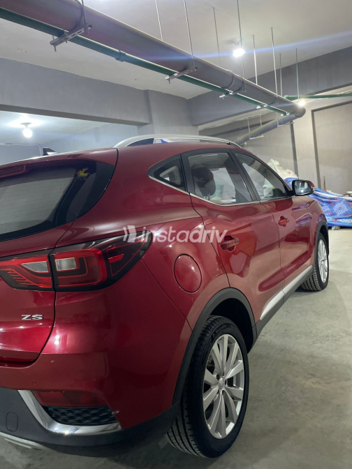 MG ZS 2022 Red Used for Sale - 8