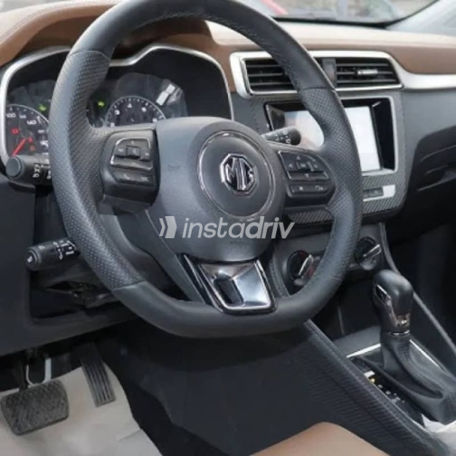 MG ZS 2022 White Used for Sale - 2