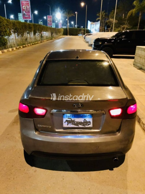 Kia Cerato 2010 Gray Used for Sale - 2