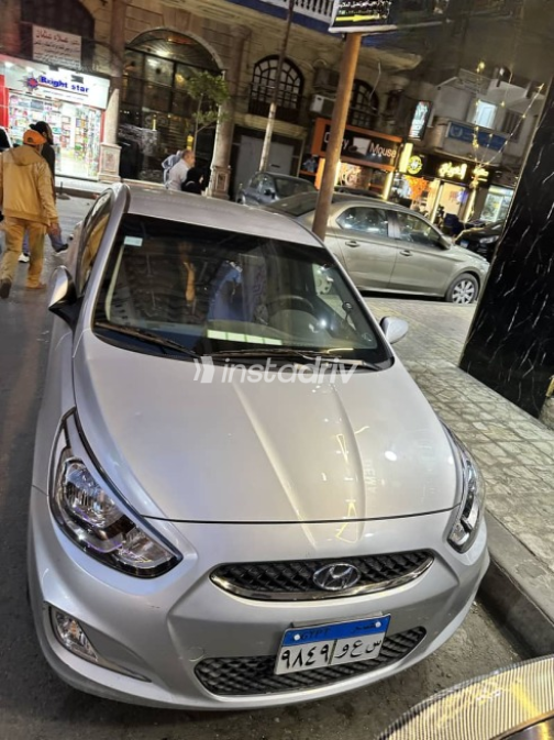 Hyundai Accent 2024 Silver Used for Sale - 2