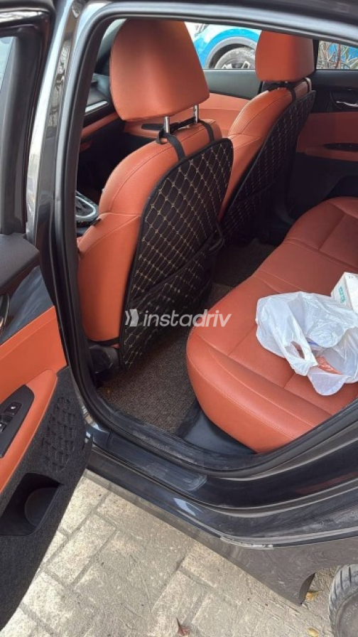 كيا K3 2022 رمادي مستعملة للبيع - 4