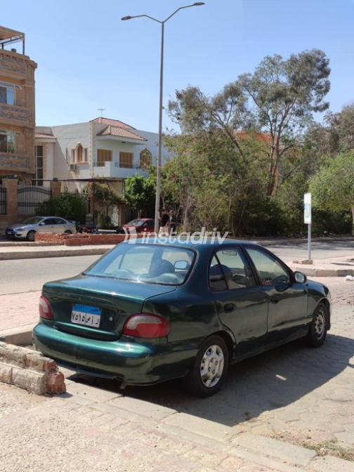 هيونداي اكسنت 2000 أخضر مستعملة للبيع - 1