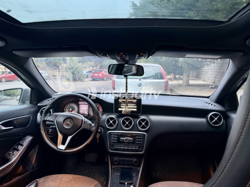 Mercedes A 200 2013 Gray Used for Sale - 5