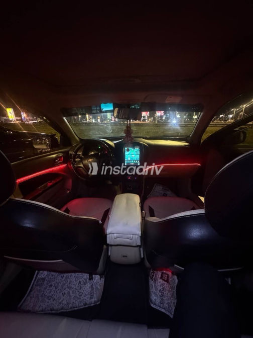 Chevrolet Optra 2017 White Used for Sale - 2