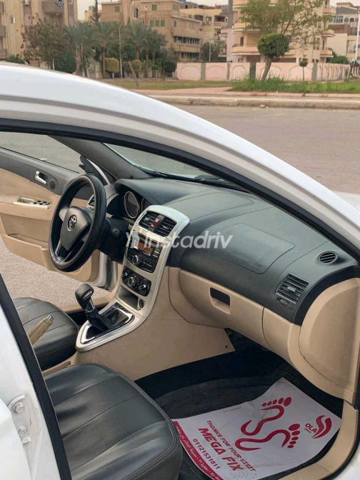 Brilliance FRV 2013 White Used for Sale - 1