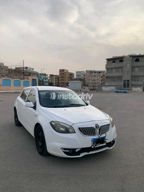 Brilliance FRV 2013 White Used for Sale - 5
