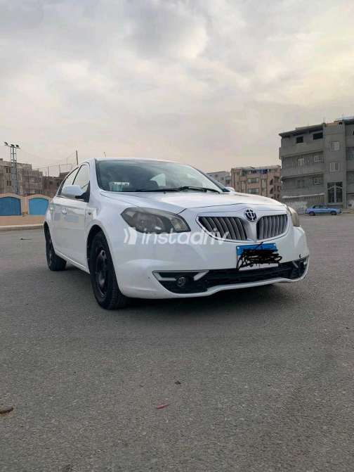 Brilliance FRV 2013 White Used for Sale - 7