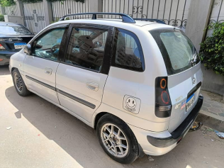 Hyundai Matrix 2003 Silver Used for Sale