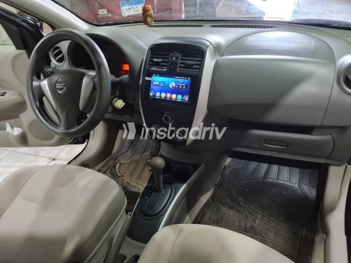 Nissan Sunny 2025 Black Used for Sale - 4