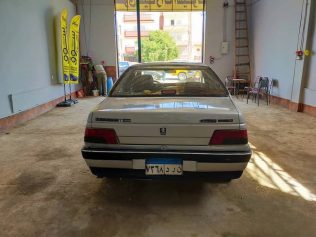 بيجو 405 1998 أبيض مستعملة للبيع