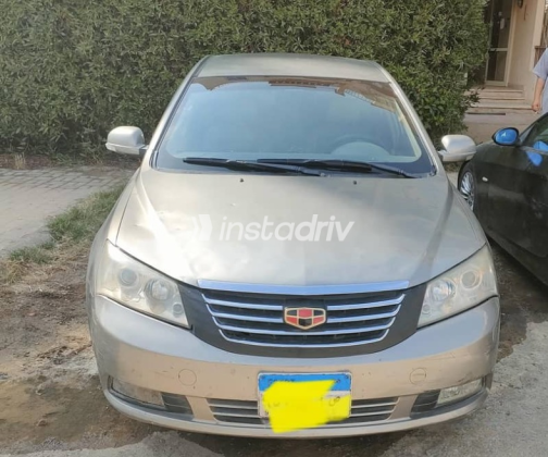 Geely Emgrand 7 2015 Gray Used for Sale - 2