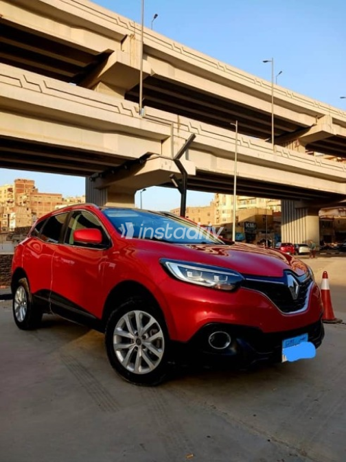 Renault Kadjar 2019 Red Used for Sale - 3
