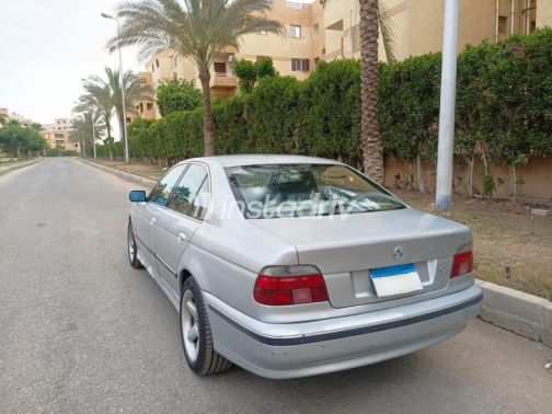 بي ام دبليو 523 1999 فضي مستعملة للبيع - 1