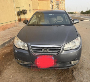 هيونداي إلنترا اتش دى 2009 بترولي مستعملة للبيع