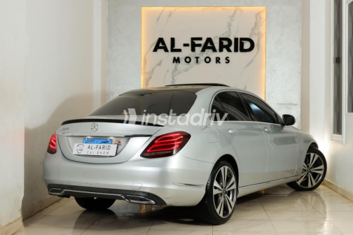 مرسيدس C 180 2015 فضي مستعملة للبيع - 2