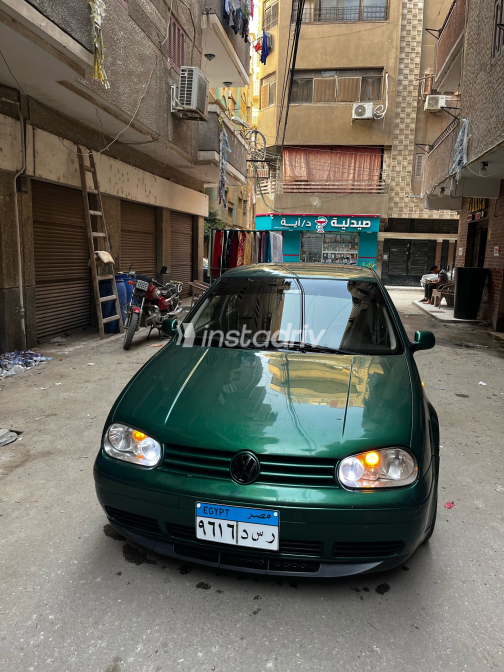 فولكس فاغن جولف 4 1999 أخضر مستعملة للبيع - 1