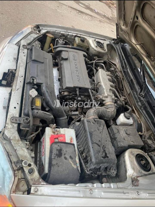 Kia Sephia 2000 Beige Used for Sale - 1