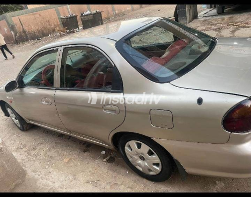 Kia Sephia 2000 Beige Used for Sale - 7