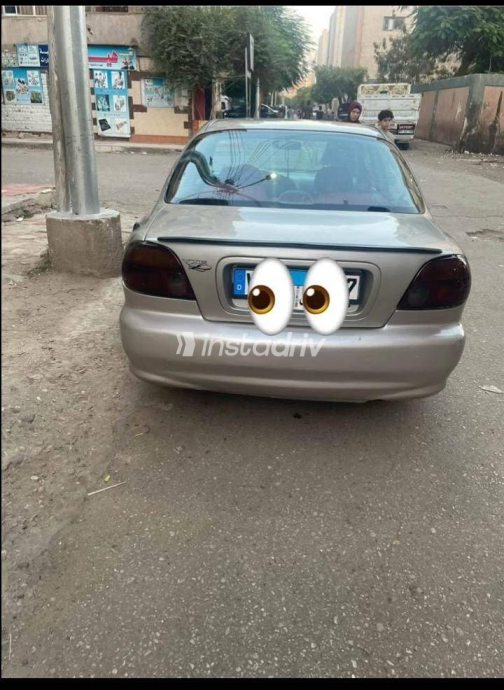 Kia Sephia 2000 Beige Used for Sale - 9