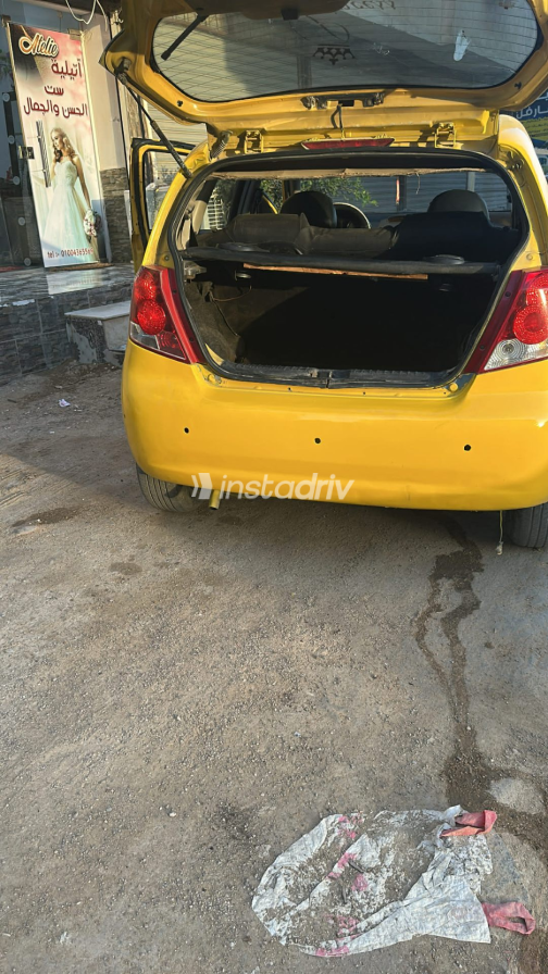 Chevrolet Aveo 2006 Gold Used for Sale - 5