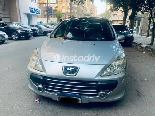 بيجو 207 SW 2008 فضي مستعملة للبيع - 8