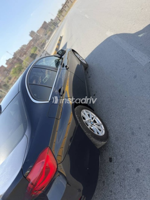 BMW 318 2017 Dark Blue Used for Sale - 2