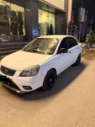 Kia Rio 2011 White Used for Sale