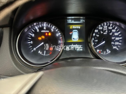 Nissan Qashqai 2017 White Used for Sale - 7