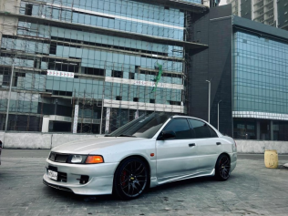 Mitsubishi Lancer Crystala 1998 Silver Used for Sale