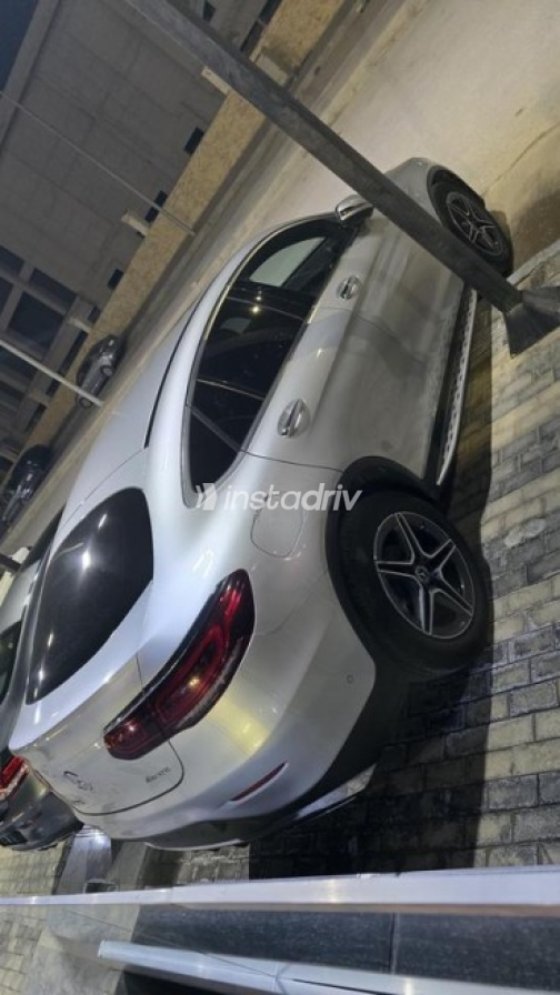 Mercedes GLC 200 2020 Silver Used for Sale - 4