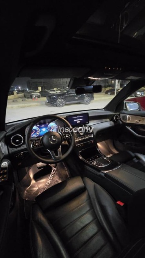 Mercedes GLC 200 2020 Silver Used for Sale - 5