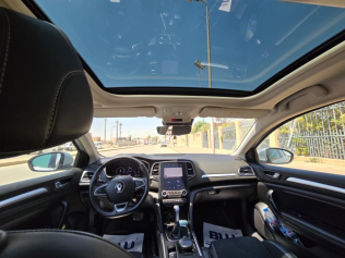 رينو ميجان 2022 فضي مستعملة للبيع