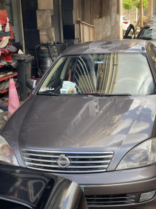 Nissan Sunny 2011 Purple Used for Sale
