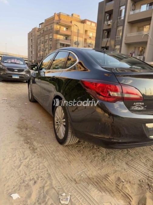 Opel Astra 2014 Black Used for Sale - 3