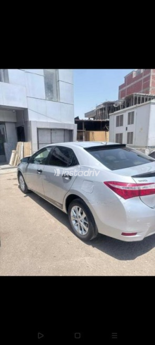 Toyota Corolla 2015 Silver Used for Sale - 8