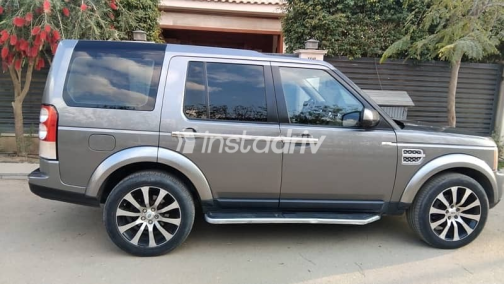 Land Rover Lr4 2010 Gray Used for Sale - 4