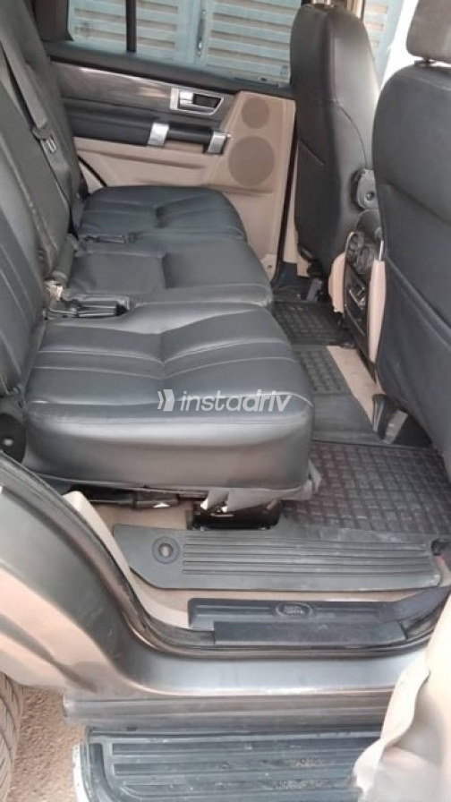 Land Rover Lr4 2010 Gray Used for Sale - 8