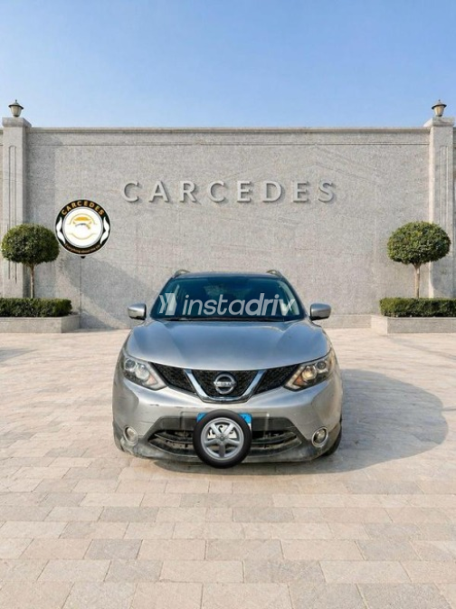 Nissan Qashqai 2017 White Used for Sale - 6