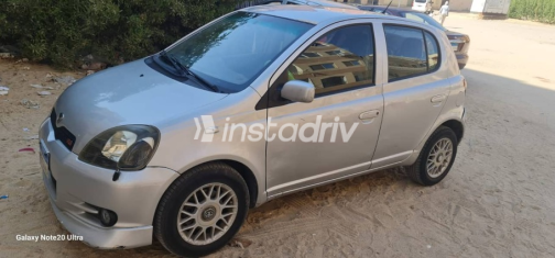 Toyota Yaris 2004 White Used for Sale - 3