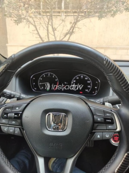Honda Accord 2022 White Used for Sale - 8