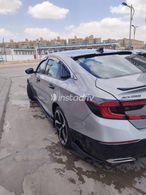 Honda Accord 2022 White Used for Sale - 9