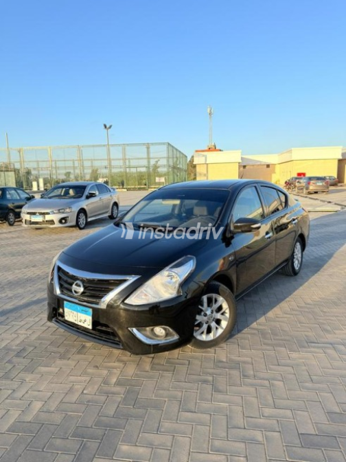 Nissan Sunny 2015 Black Used for Sale - 2