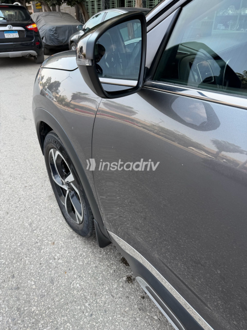 Citroën C5 Aircross 2021 Gray Used for Sale - 5