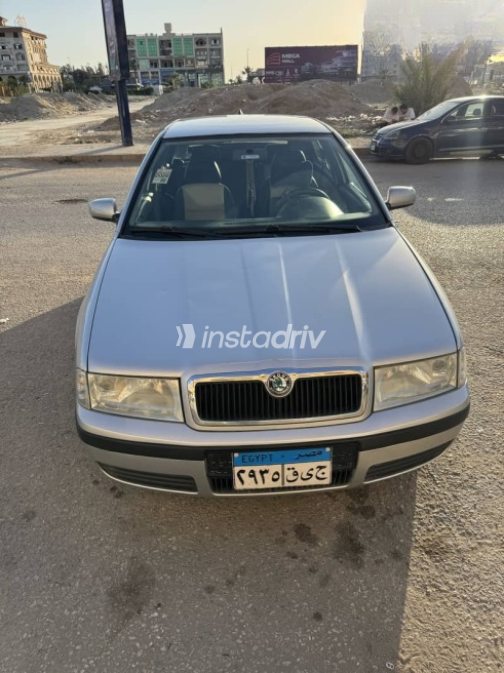 Skoda Octavia 2000 Silver Used for Sale - 1