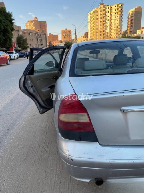 Daewoo Nubira 2000 Silver Used for Sale - 6