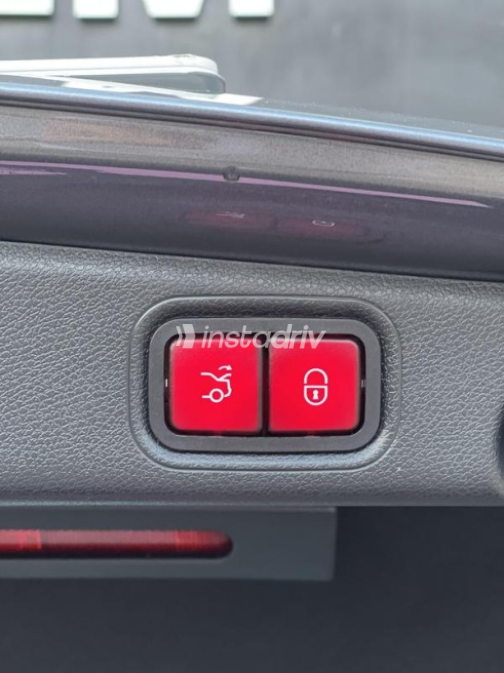 Mercedes E 180 2018 Gray Used for Sale - 9