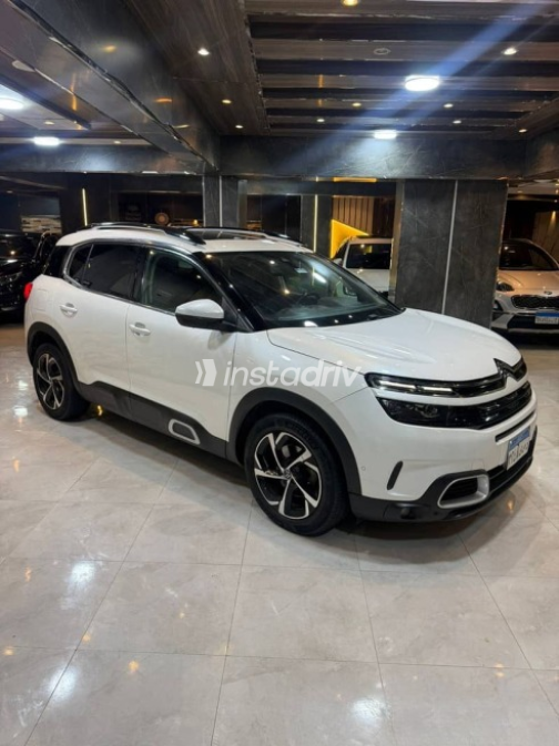 Citroën C5 Aircross 2021 White Used for Sale - 3
