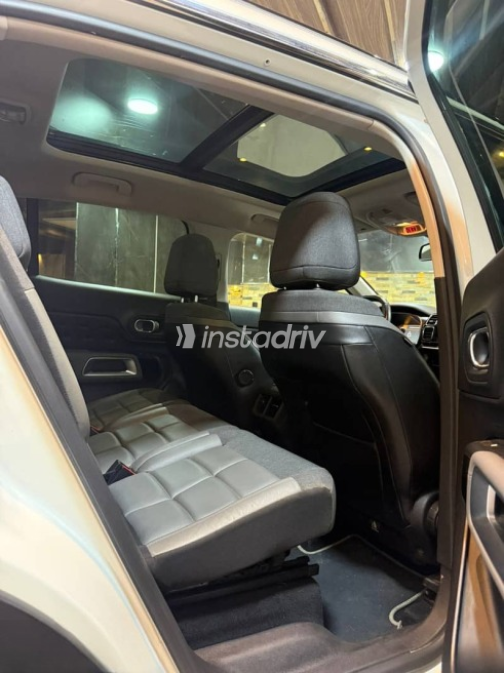 Citroën C5 Aircross 2021 White Used for Sale - 8